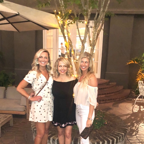 Meet your Posher, Rebecca - Picture 1 of 1